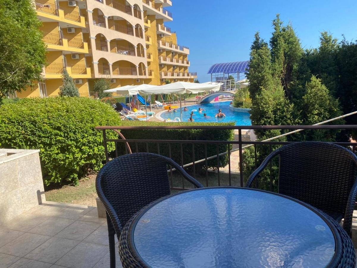 Midia Grand Resort, Terrassen Paradies Apartment Aheloy Eksteriør billede